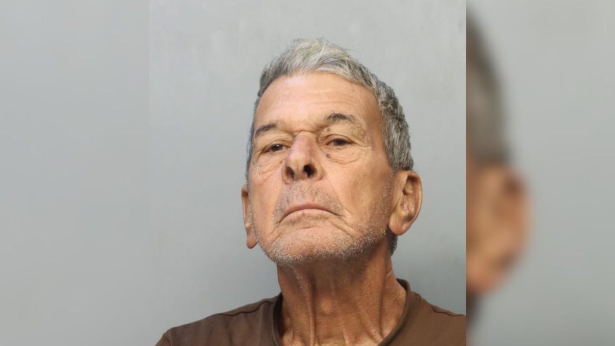 Anciano cubano detenido por presuntos robos en farmacias Walgreens