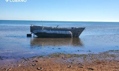 Balseros cubanos llegan a México en medio de una onda tropical
