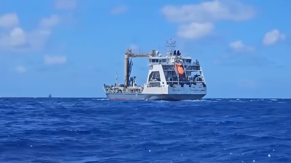Cubanos en lancha avistan a la flotilla de guerra rusa a 22 millas de Miami (1)