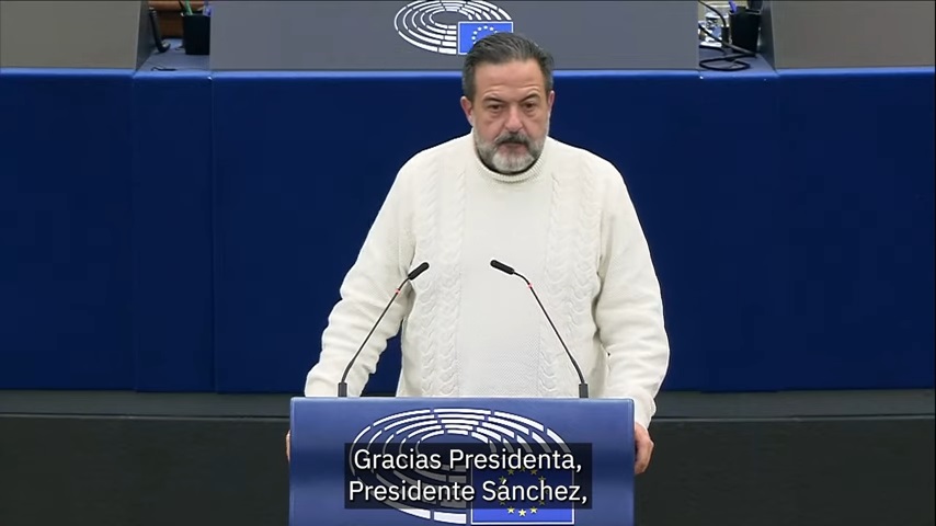 Régimen castrista lamenta la salida del comunista Manu Pineda del Parlamento Europeo
