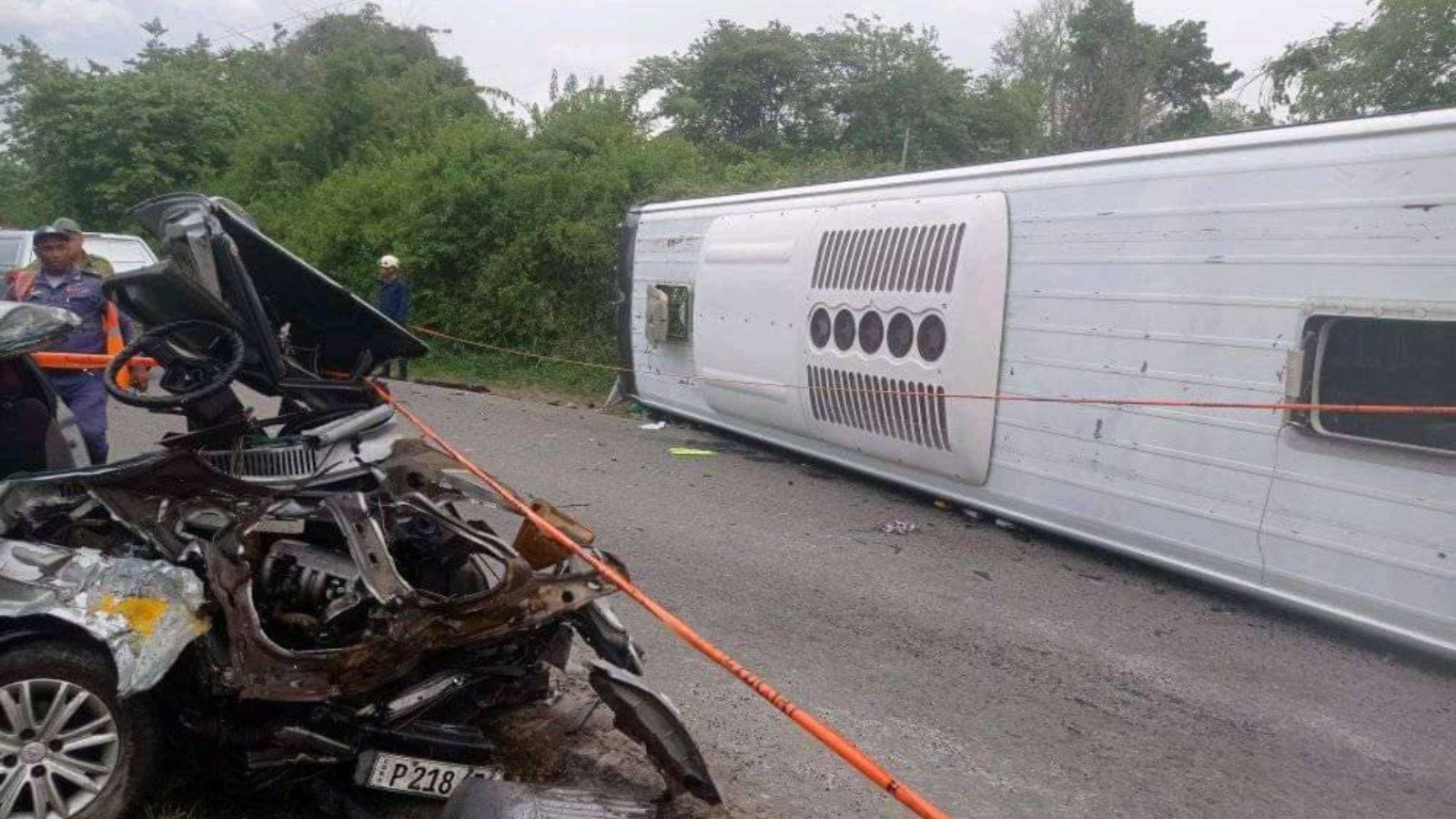 Un muerto y 26 heridos en accidente entre ómnibus de Transgaviota y auto ligero