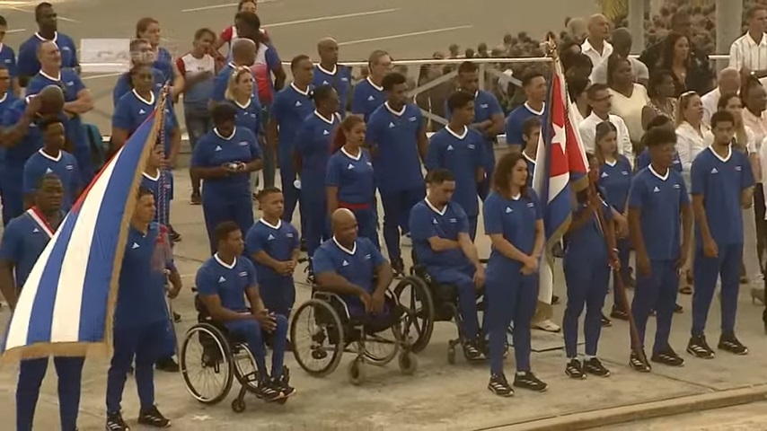 Abanderan a la delegación cubana para los Juegos Olímpicos y Paralímpicos de París 2024