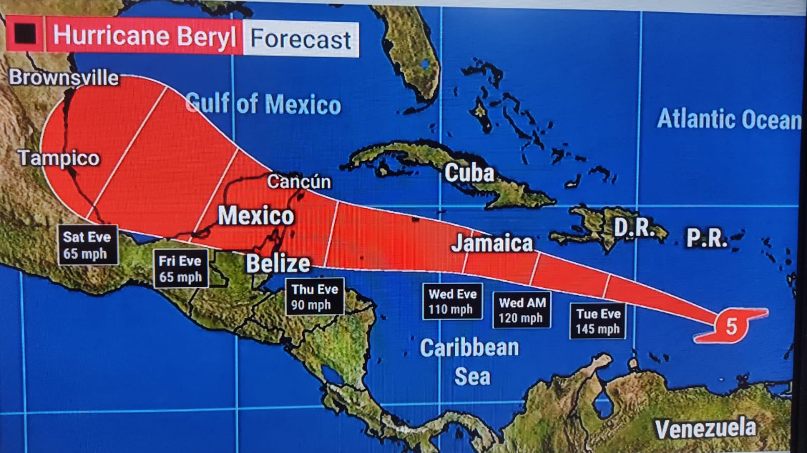 Huracán Beryl sube a categoría 5 y se dirige al sur de la República Dominicana
