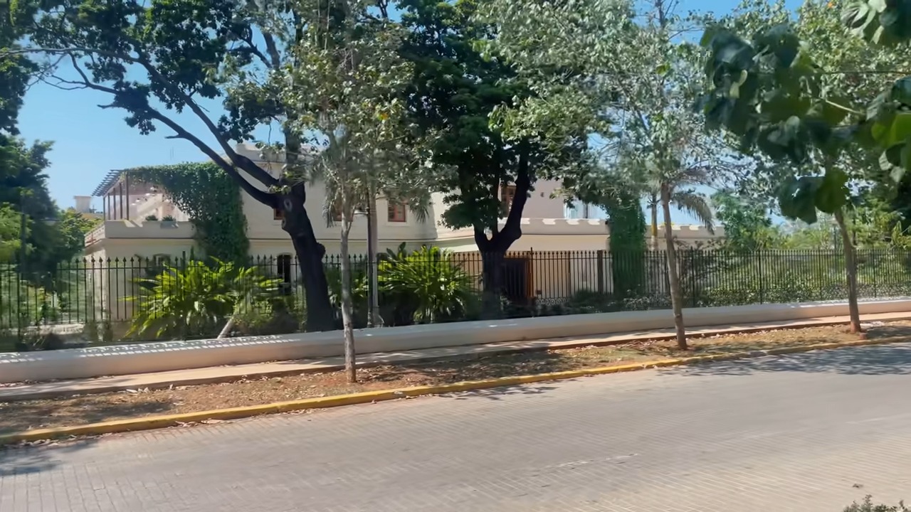 Increíbles imágenes de la lujosa mansión de Fidel Castro en el Vedado (1)