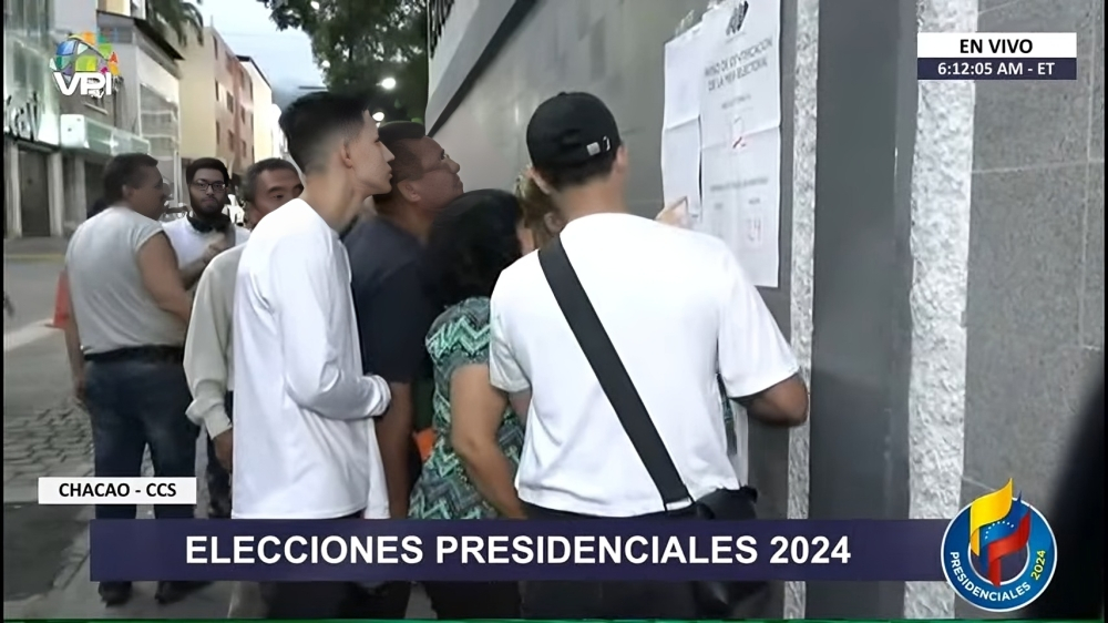 Millones de venezolanos acuden a las urnas para elegir presidente (1)