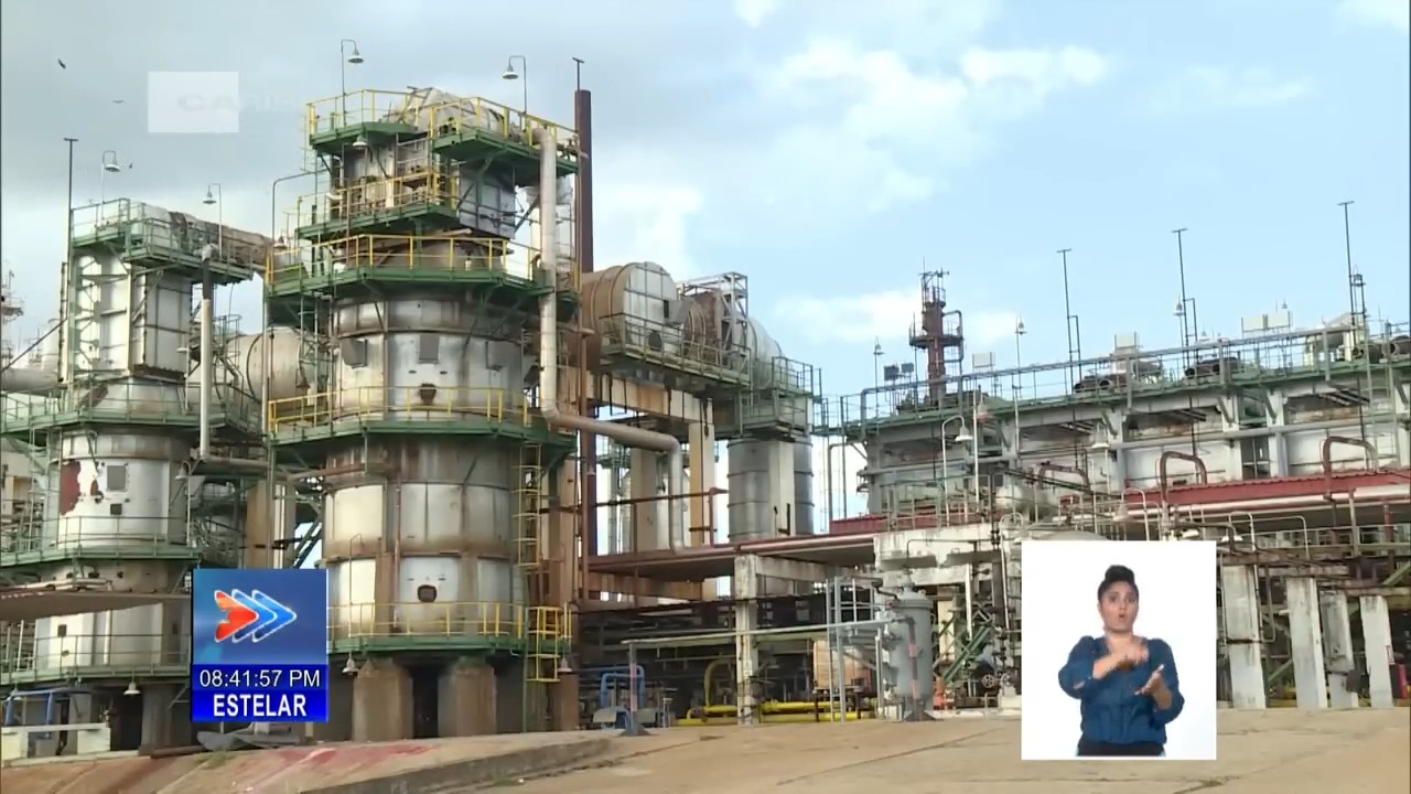 Rusia podría construir una refinería de petróleo en Cuba