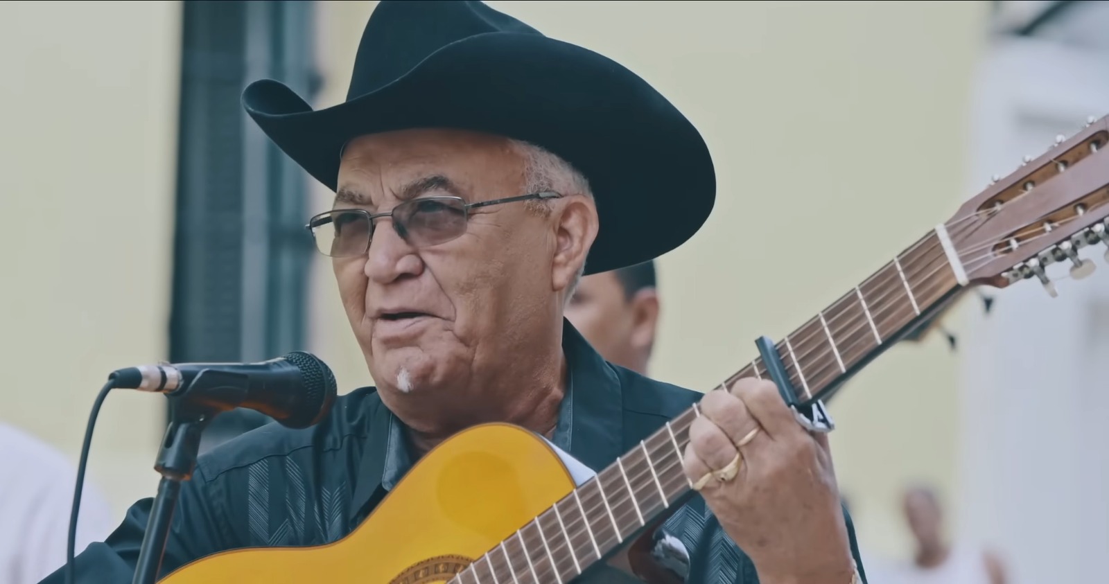 Eliades Ochoa, cantante cubano