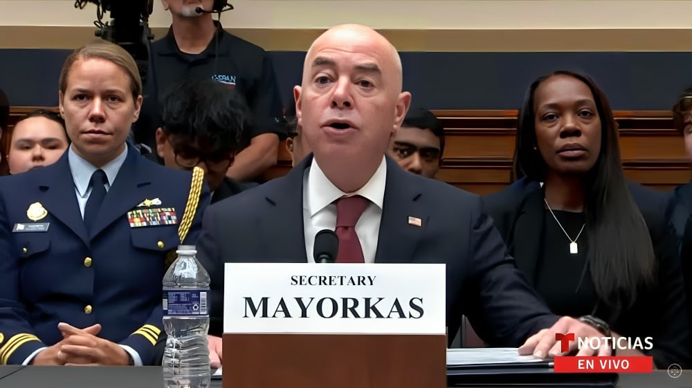 Comité de Seguridad Nacional en el Congreso de EEUU investiga el parole humanitario