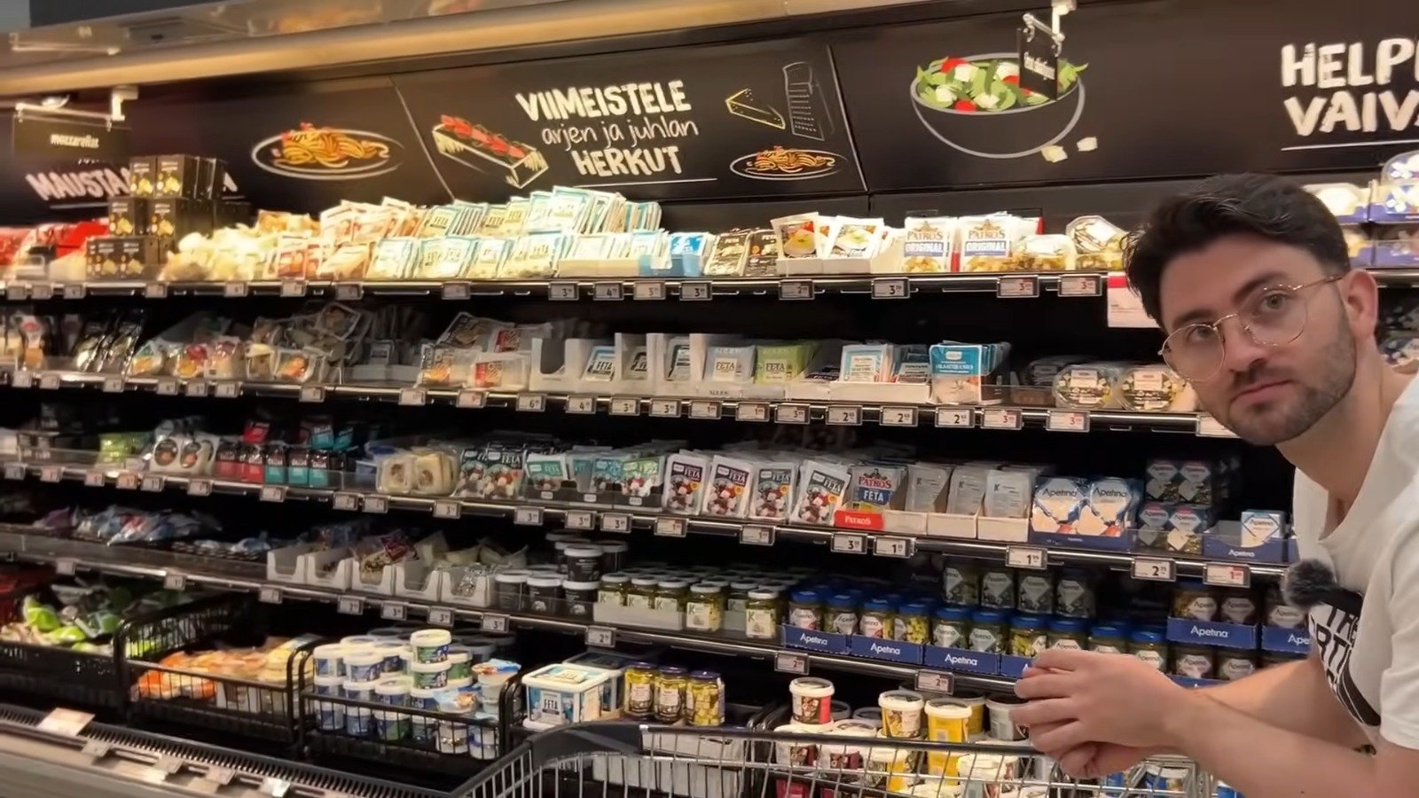 Cubanos residentes en Finlandia muestran cómo es un supermercado en Helsinki