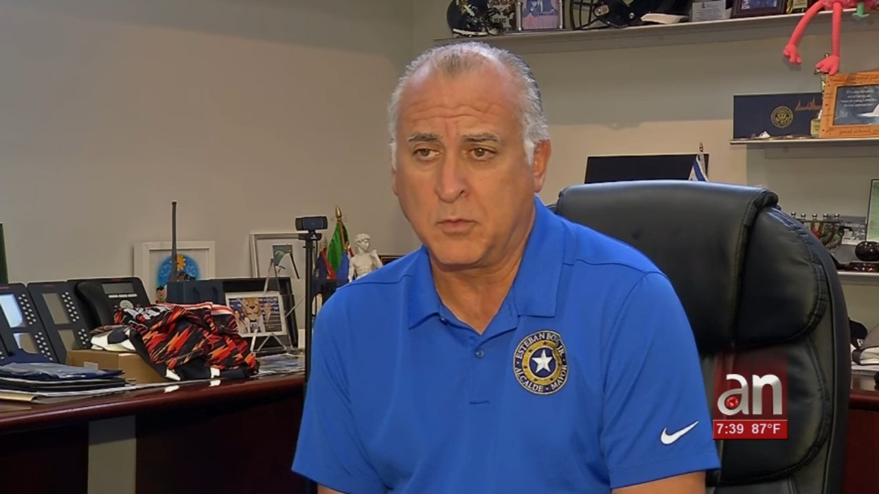 Residente de Hialeah pagaran menos por el uso de agua tras suspensión de un 4 en impuestos