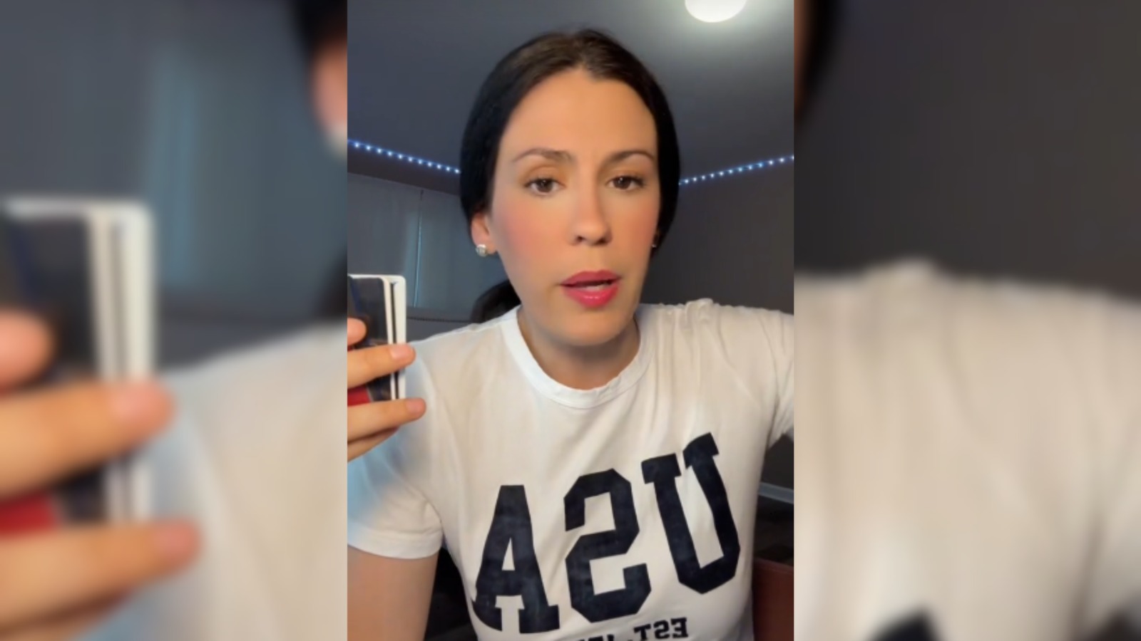Tiktoker cubana aconseja sobre el número ideal de tarjetas de crédito a tener en EEUU