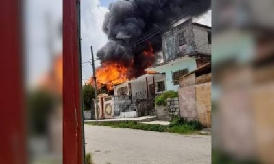 Voraz incendio destruye por completo una vivienda en Mantilla
