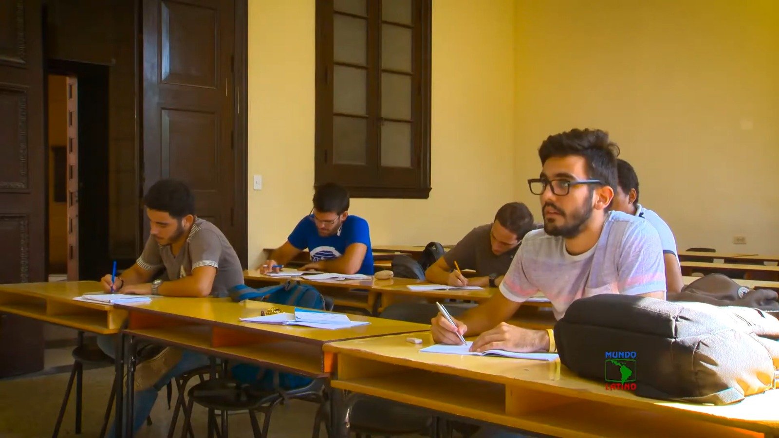 Los universitarios serán obligados a abandonar las aulas en el tercer y cuarto año.