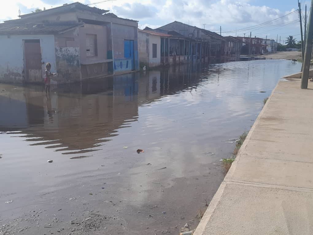 Huracán Milton provoca inundaciones en Surgidero de Batabanó