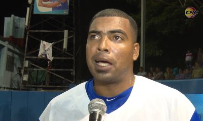 Raúl González, pelotero de equipos Cuba, pide asilo en la frontera de EEUU