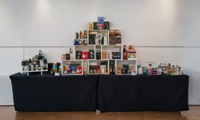 Venta de perfumes árabes en un evento especial en Tamiami Park de Miami