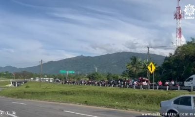 Migrantes cubanos avanzan en caravana a unas semanas de que inicie la presidencia de Trump