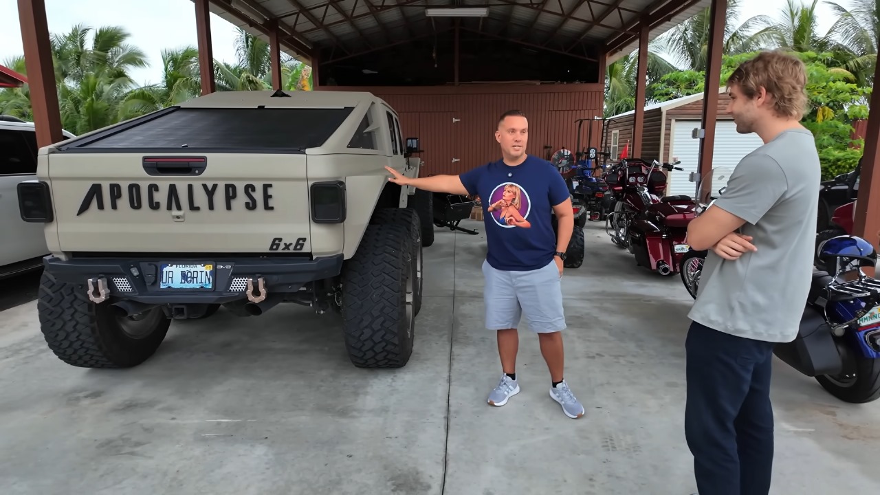Millonario cubano en Miami muestra su mansión y autos de lujo