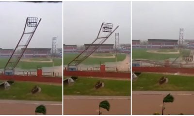 ¡No soportó! Cae torre del estadio de béisbol en Artemisa ante el paso del huracán Rafael