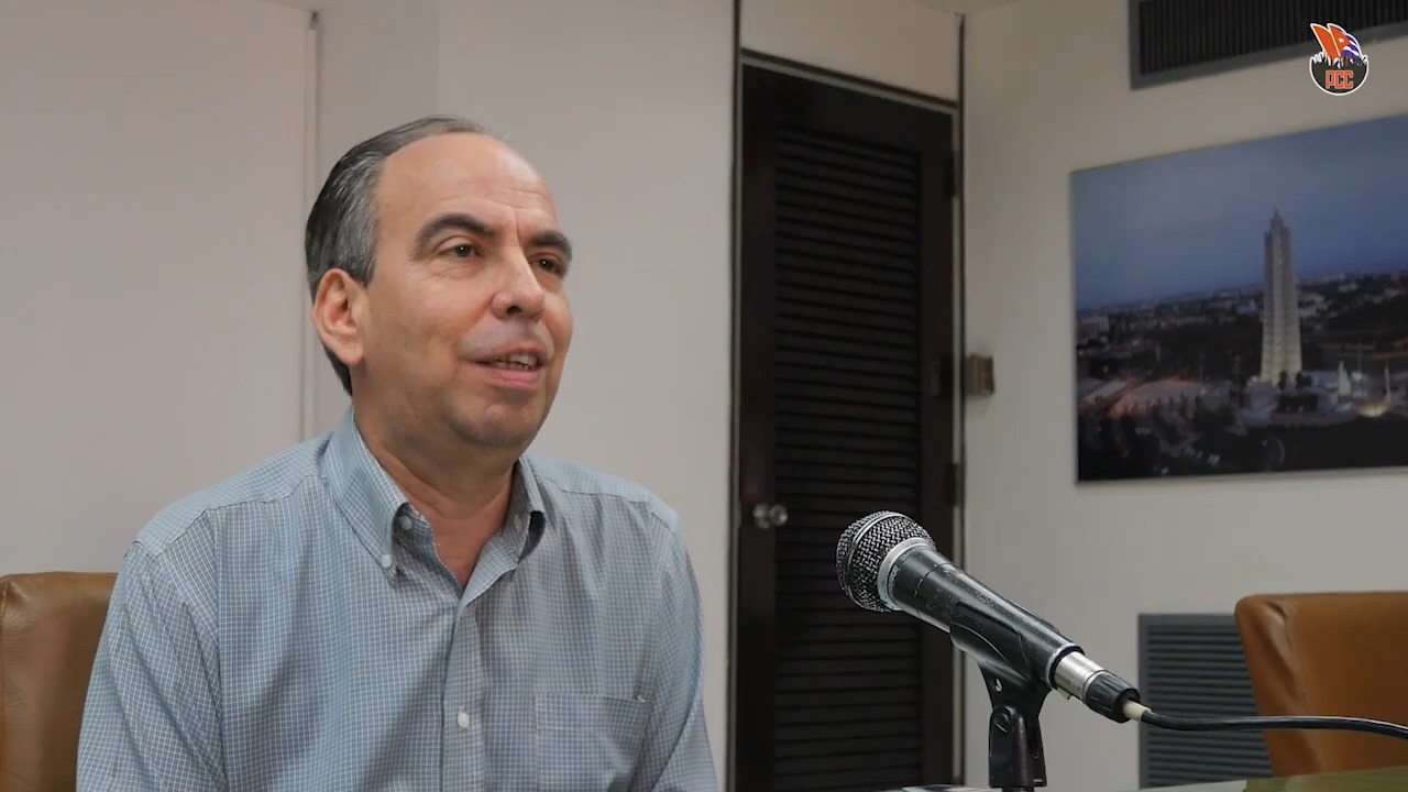 Sustituyen a Rogelio Polanco como jefe del Departamento Ideológico del Partido Comunista