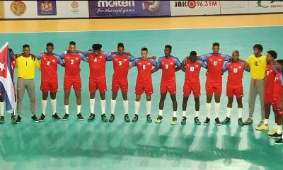 Tres balonmanistas cubanos abandonan el equipo nacional en Francia