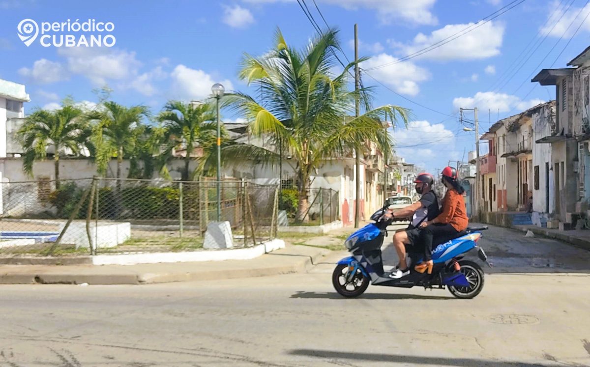 Cubanos podrán importar motocicletas eléctricas y remolques como equipaje no acompañado o envío