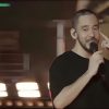 La hija de este famoso cantante no sabía que su padre es una estrella de rock