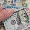 Nuevo billete de 100 dólares saldrá en circulación según la Reserva Federal de EEUU