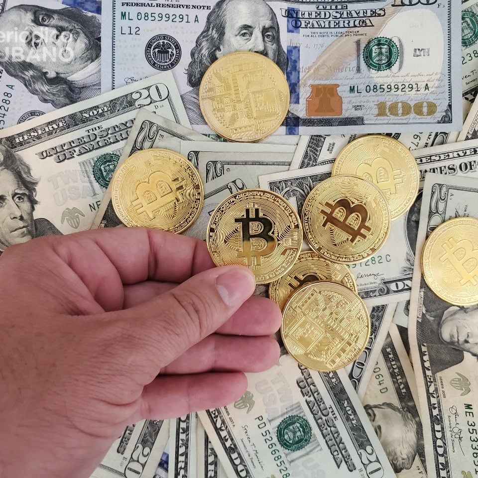 Precio del Bitcoin podría superar los 100.000 dólares en las próximas  semanas