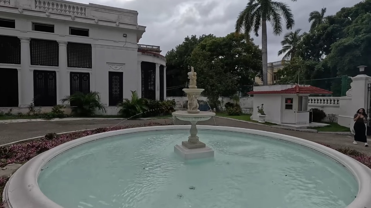 Así es la lujosa mansión del embajador británico en La Habana