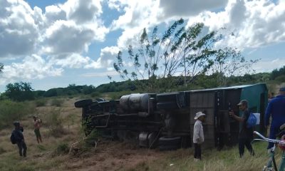 Fatal accidente de tránsito en Camagüey deja un muerto y más de 60 heridos45