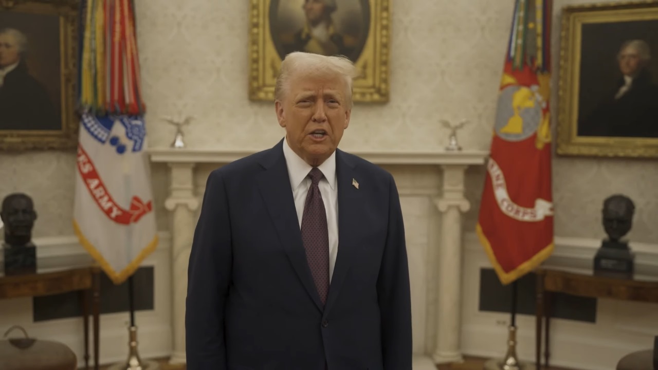 Trump paga ocho meses de sueldo a empleados federales para que renuncien