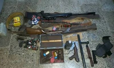 Arrestan a cubano por tener armas y municiones en su hogar en La Habana