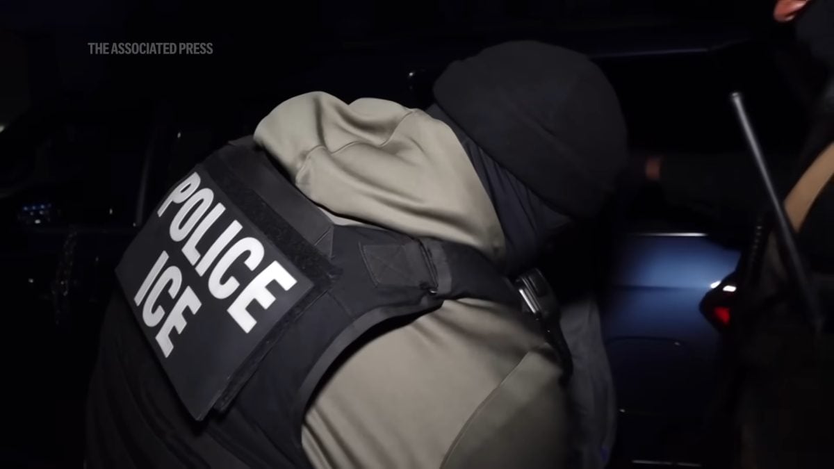 Cubanos entre los más de 30 detenidos por agentes del ICE en Palm Beach