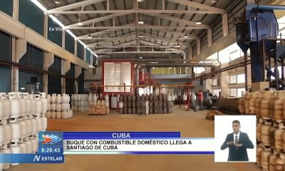 Barco con gas licuado importado llega al puerto de Santiago de Cuba