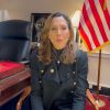 Congresista María Elvira intercede por las cubanas con I-220A detenidas por ICE en Miramar