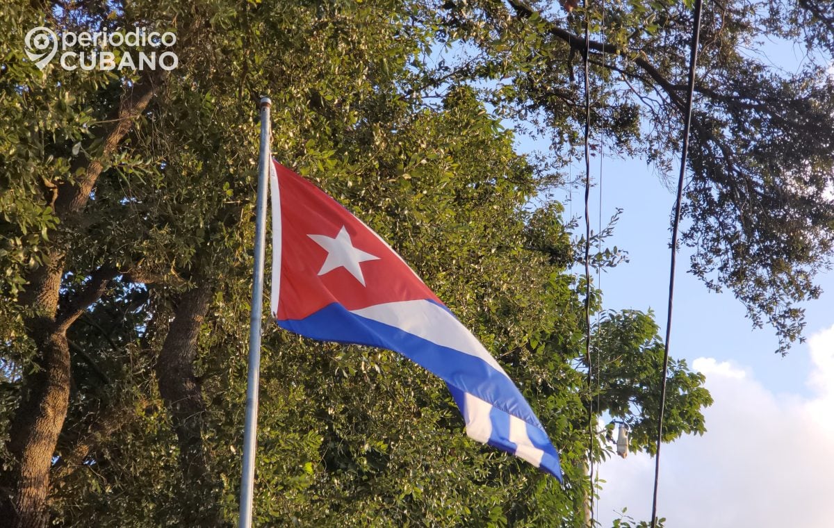 Conoce esta guía completa de trámites migratorios para cubanos en Estados Unidos