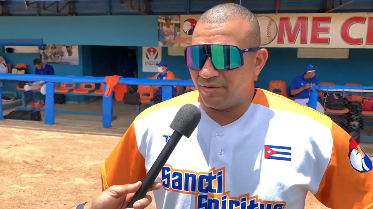 Frederich Cepeda conecta jonrón para superar a Antonio Muñoz y ya está entre los cuatro primeros