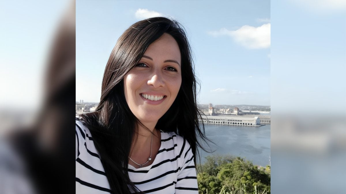 Manuel Marrero saca a su esposa a pasear en una gira por África (2)