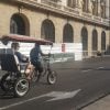 Ministro reconoce deblace del transporte público en Cuba