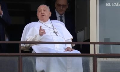 Papa Francisco recibió alta médica luego de 38 días ingresado en Roma (1)