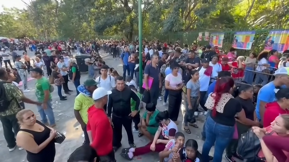 Restricciones de visa a funcionarios extranjeros ligados a la migración irregular hacia EEUU (13)