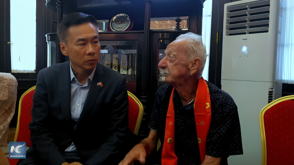 ¿Por qué se hizo viral en China este abuelo cubano?