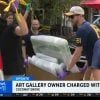Comerciante de arte enfrenta cargos por venta de arte falsificado de Andy Warhol en Miami