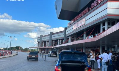Los oficiales de la Aduana tendrán a su cargo la determinación de qué cantidades serían consideradas con carácter comercial y en consecuencia decomisadas