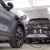 Cuba planea instalar 40 estaciones solares para autos eléctricos antes de 2026