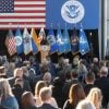 DHS hace oficial la revocación del parole para los que entraron por CBP One: “Deben irse de inmediato”