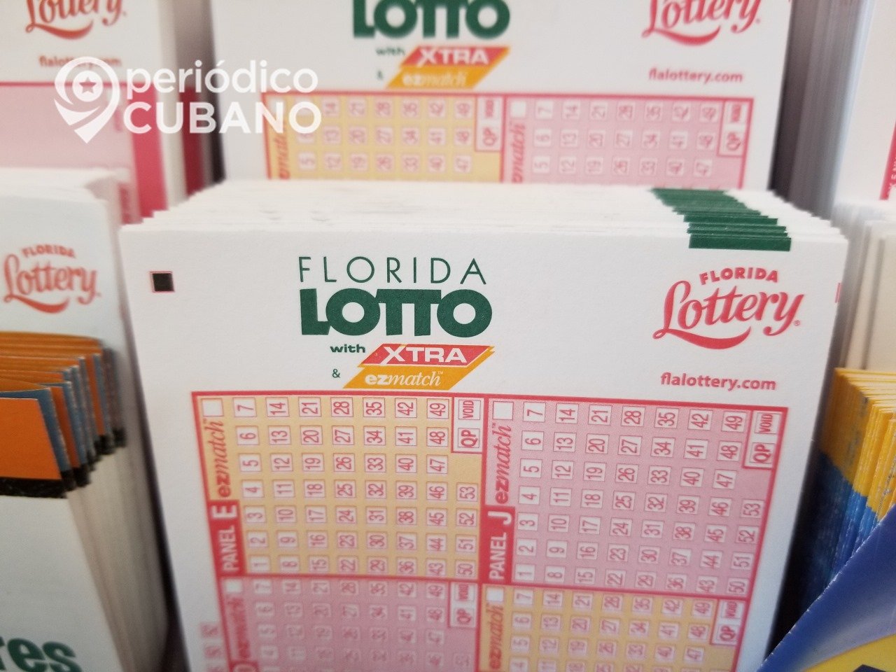 Dos residentes en Florida ganan premios millonarios en la lotería