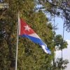 Empresa estatal vende banderitas cubanas para el 1.º de mayo