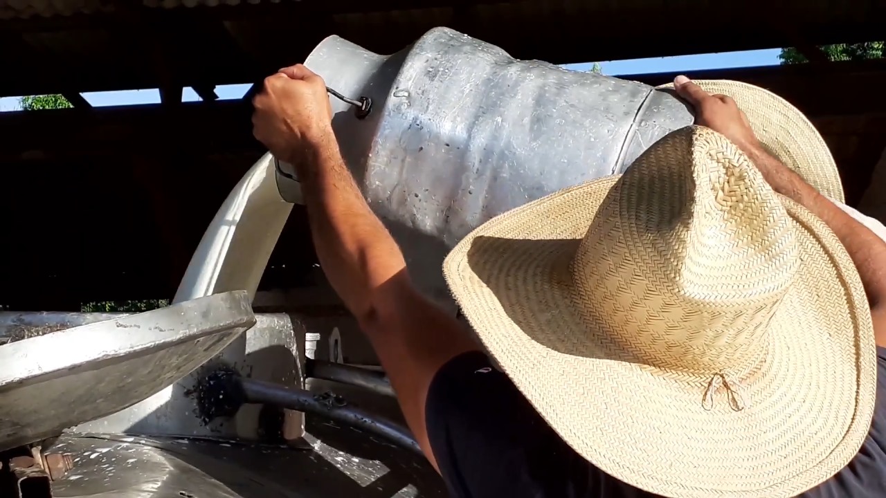 Gobierno debe 150 millones de pesos a productores de leche en Sancti Spíritus